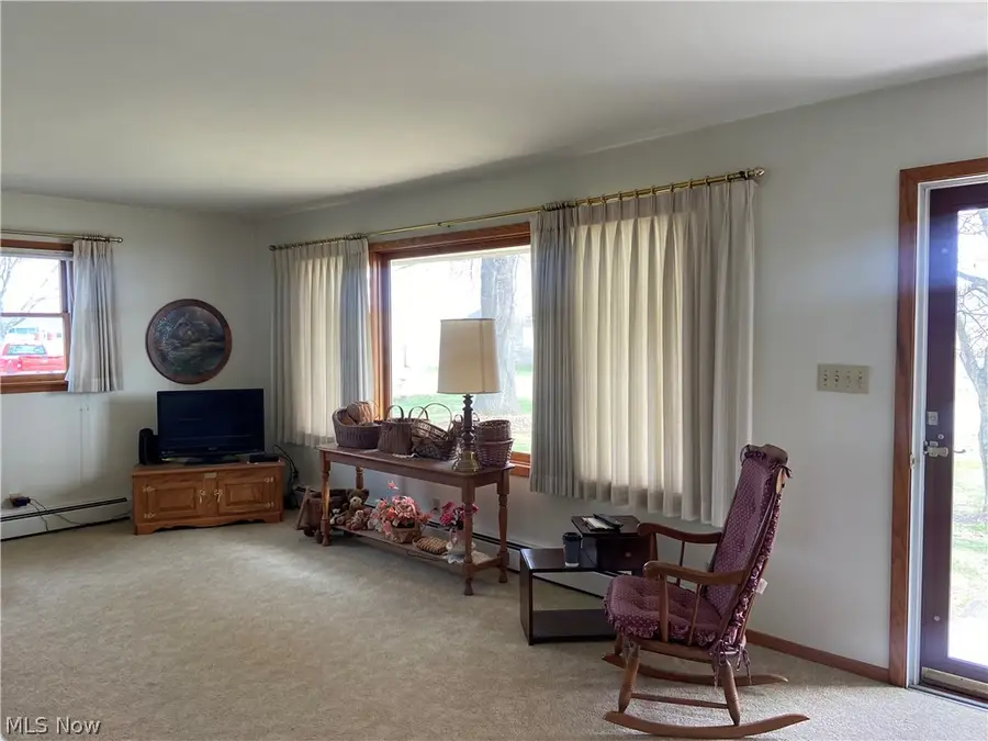 5671 E State Road, Newcomerstown, OH 43832 - #3