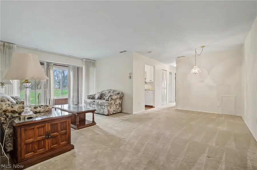 3066 Kent Road #112, Stow, OH 44224 - #2