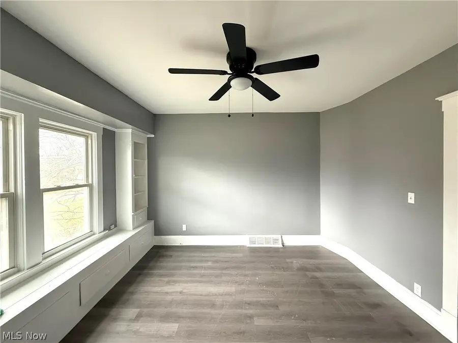 12005 Farringdon Avenue, Cleveland, OH 44105 - #2