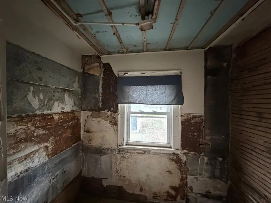 1534 Gross Ne Avenue, Canton, OH 44705 - #3