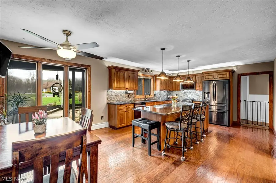 2960 Millgate Drive, Willoughby Hills, OH 44094 - #3