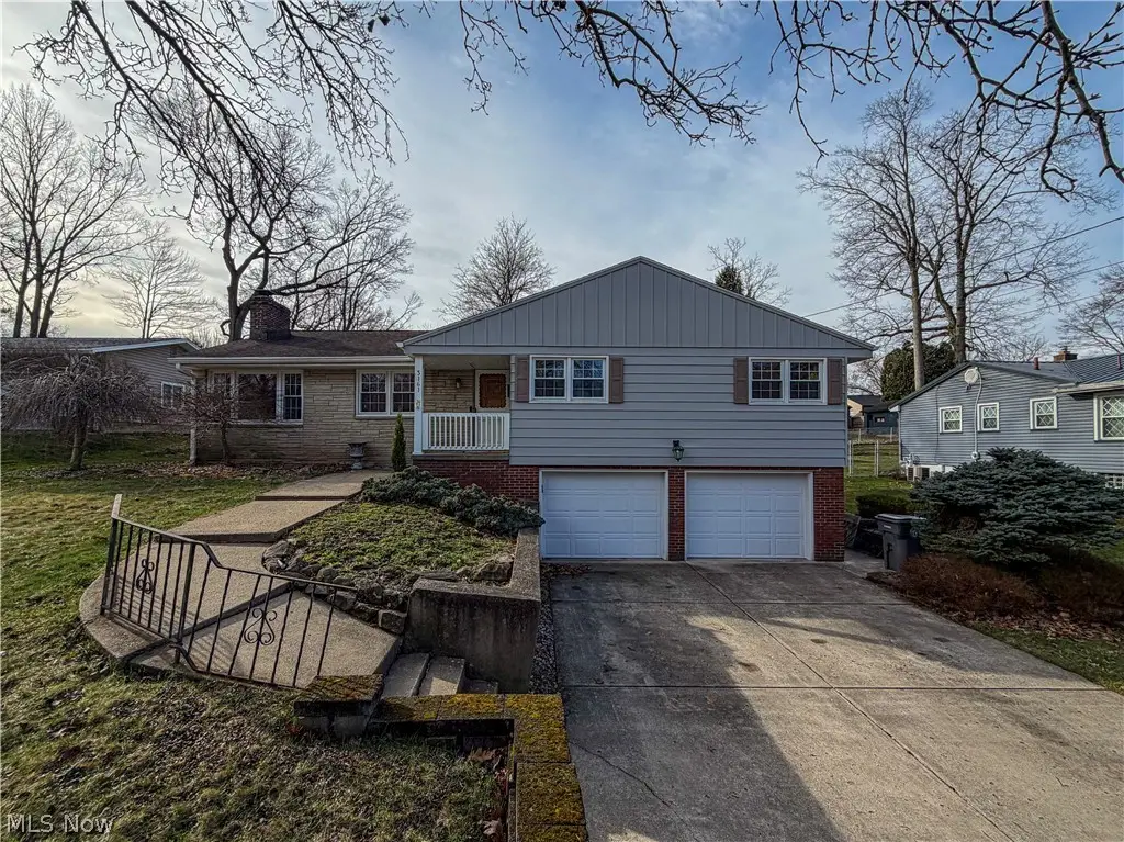 3161 Kingston Lane, Youngstown, OH 44511 - #1