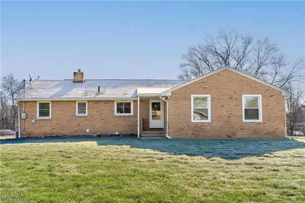 6116 Melody Ne Road, Canton, OH 44721