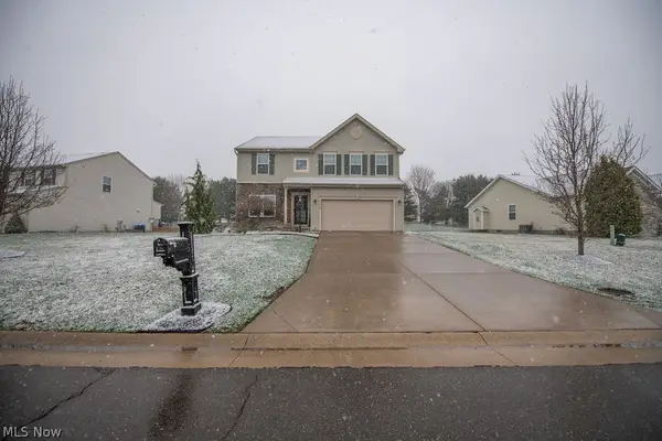 7674 Knollridge Ne Avenue, Canton, OH 44721