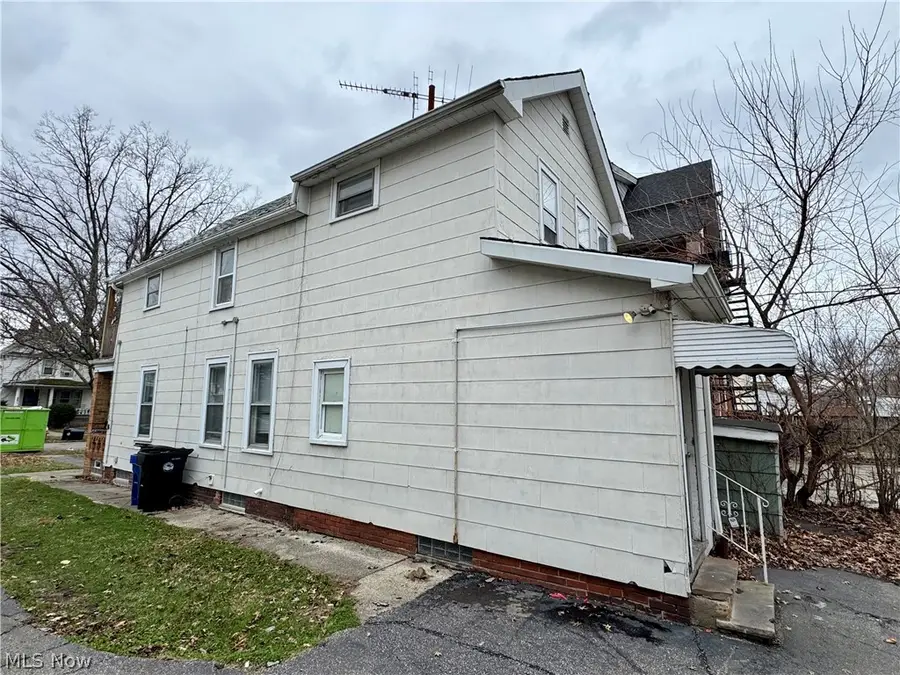 859 Whitcomb Road, Cleveland, OH 44110 - #2