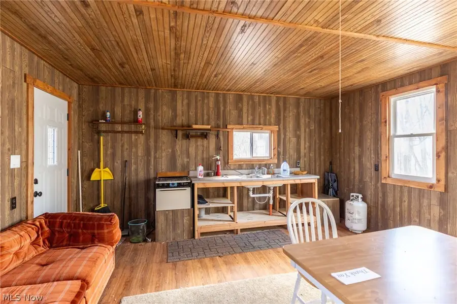 22681 Lexington Road, Alliance, OH 44601 - #2