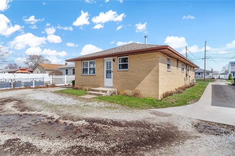 590 & 592 Herbert Road, Akron, OH 44312 - #3