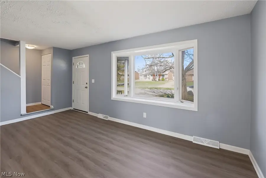 727 Fairwood Boulevard, Elyria, OH 44035 - #2