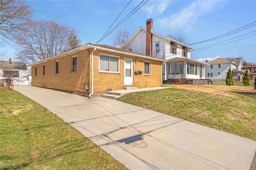 37 & 39 W Woodsdale Avenue, Akron, OH 44301 - #2