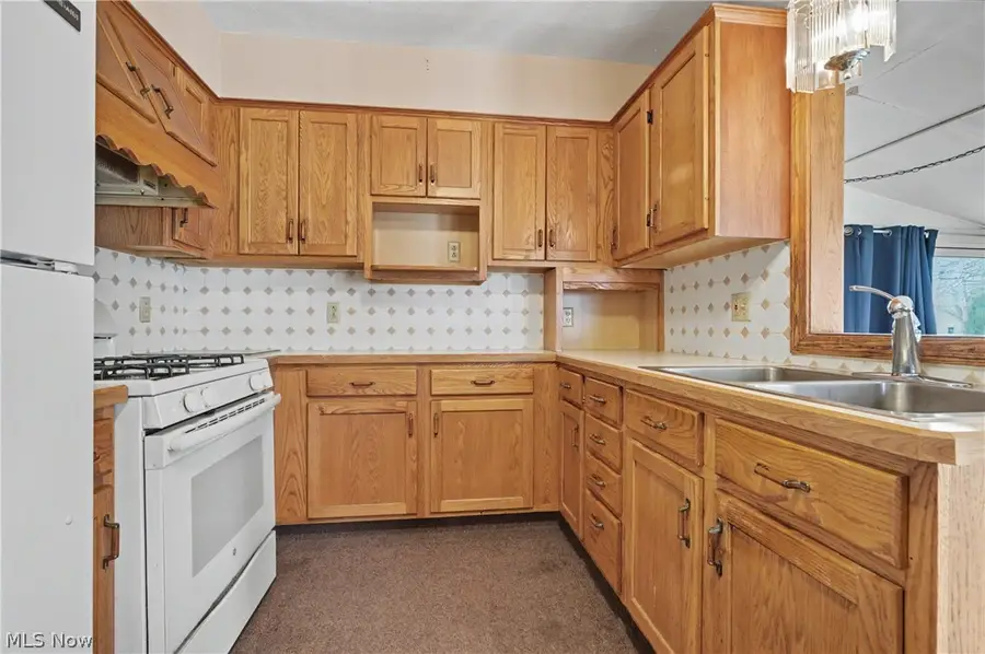 1852 Fairview Court, Salem, OH 44460 - #3