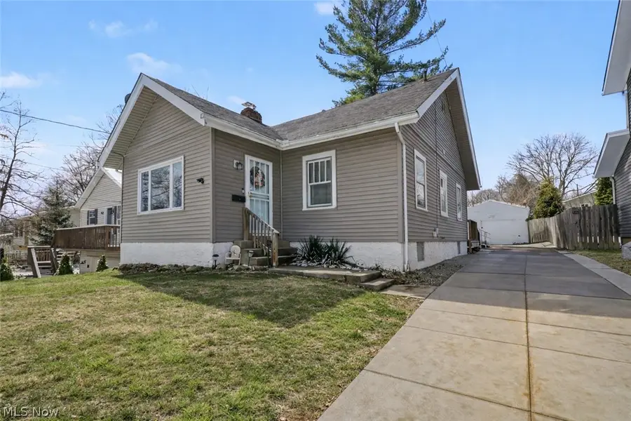 406 Moody Street, Akron, OH 44305 - #2