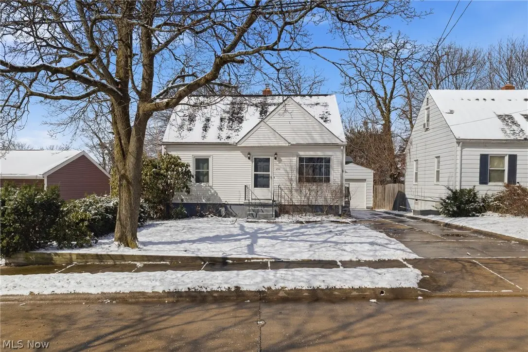 282 Schrop Avenue, Akron, OH 44312 - #1