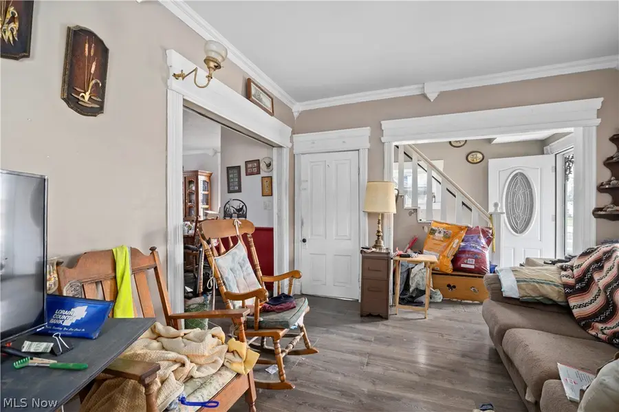 208 Glenwood Street, Elyria, OH 44035 - #3