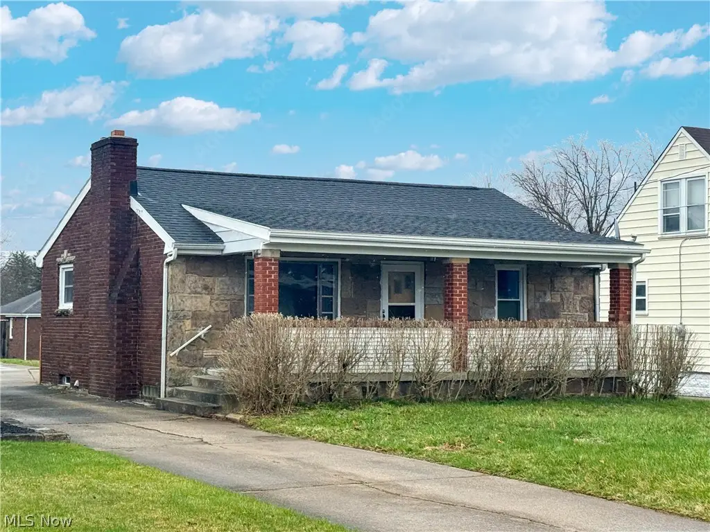 165 Piccadilly Street, Campbell, OH 44405 - #1