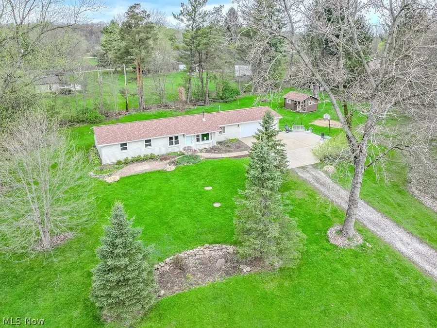 18890 Maplewood Lane, Chagrin Falls, OH 44023 - #2