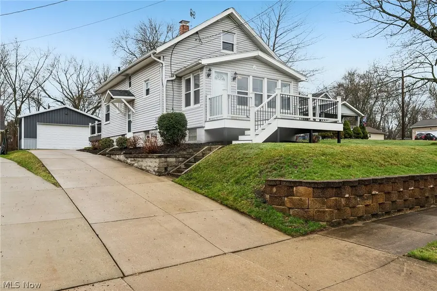 2230 Cooledge Avenue, Akron, OH 44305 - #2