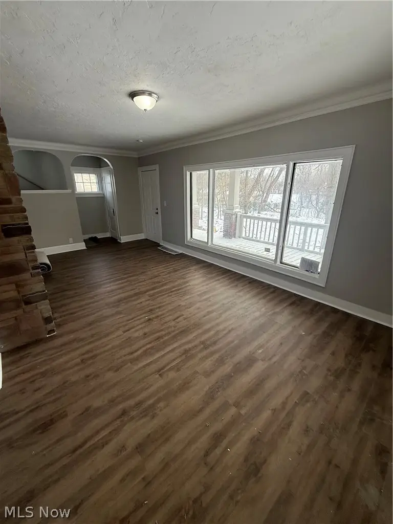 10428 Park Heights Road, Cleveland, OH 44104 - #3