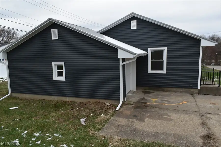 1213 Sleepy Hollow Drive, Coshocton, OH 43812 - #3