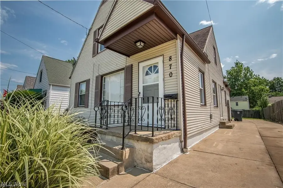 870 E Archwood Avenue, Akron, OH 44306 - #2