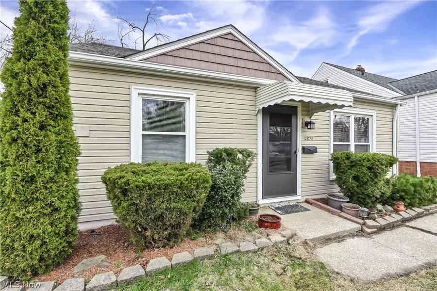 12820 Longmead Avenue, Cleveland, OH 44135 - #2
