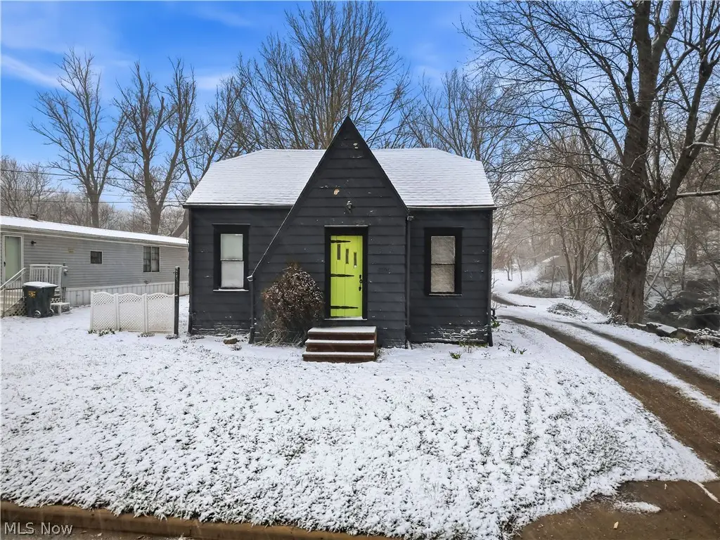 23042 South Street, Homeworth, OH 44287 - #1