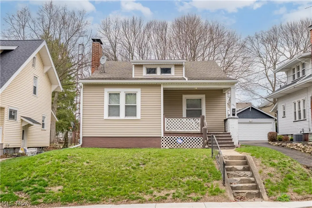 1511 34th Nw Street, Canton, OH 44709 - #1