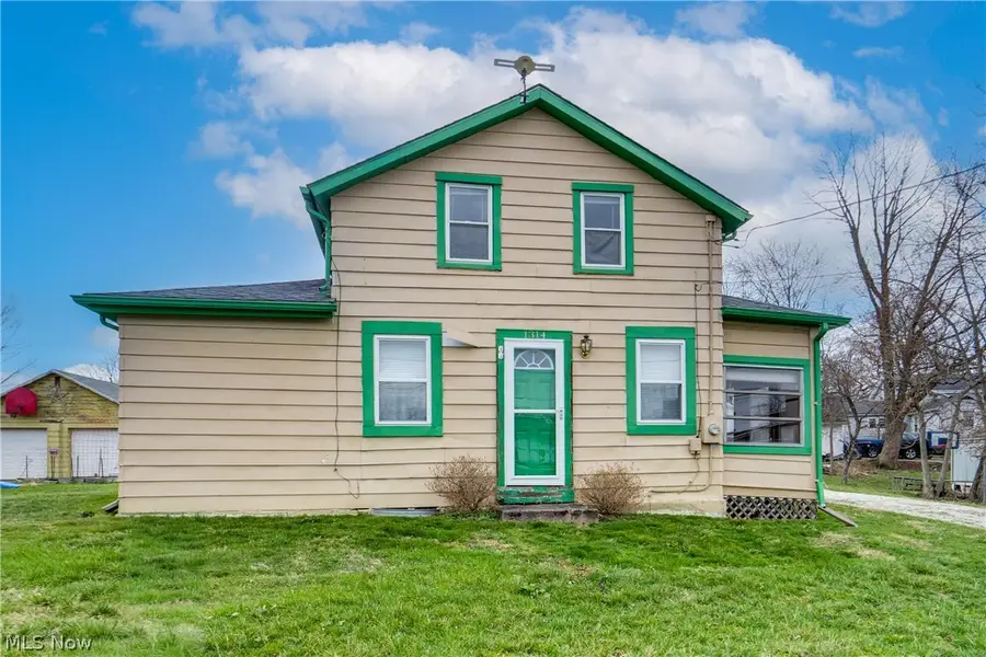 1314 Bank Street, Atwater, OH 44201 - #2