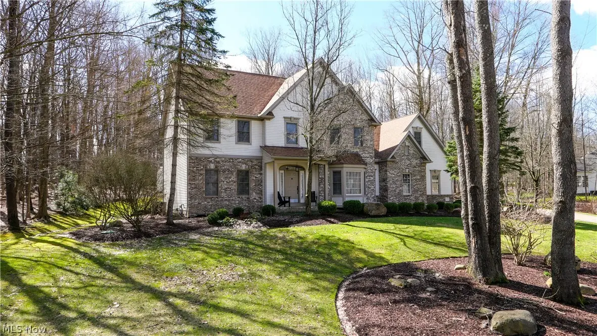 11779 Derbyshire Lane, Chagrin Falls, OH 44023 - #1