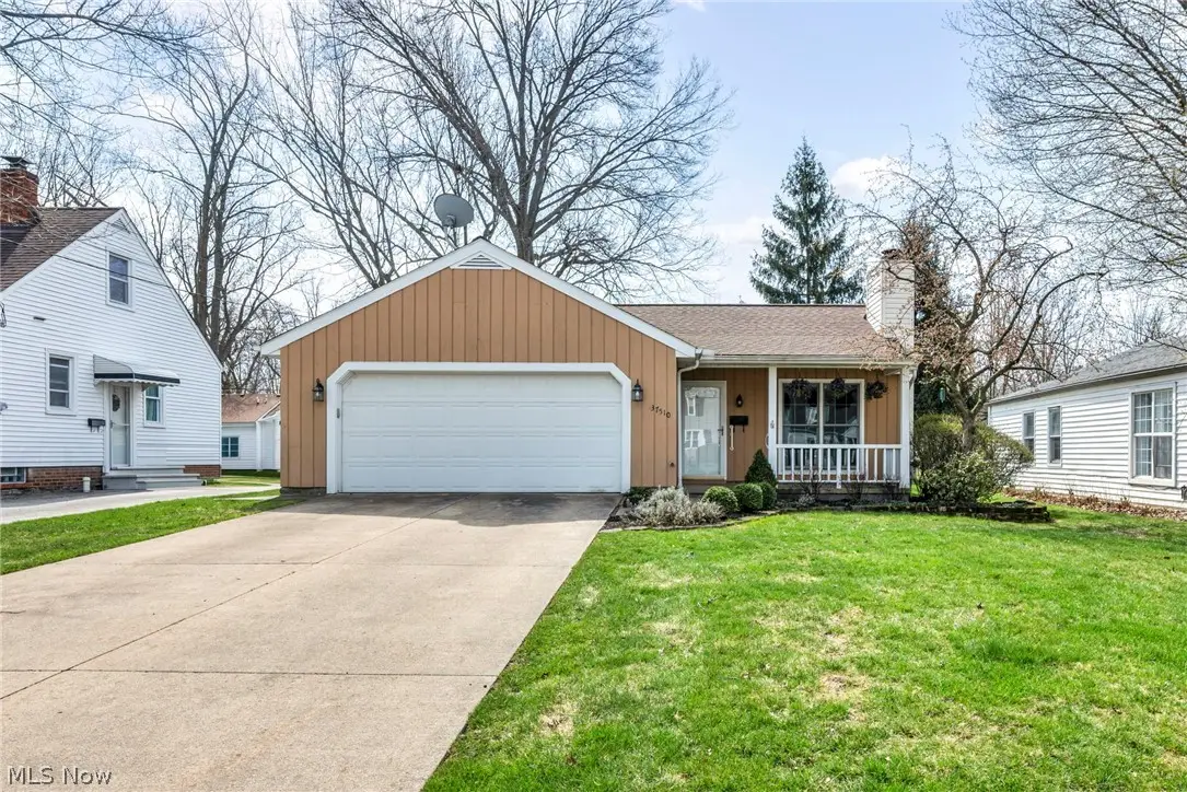 37510 Park Avenue, Willoughby, OH 44094 - #1