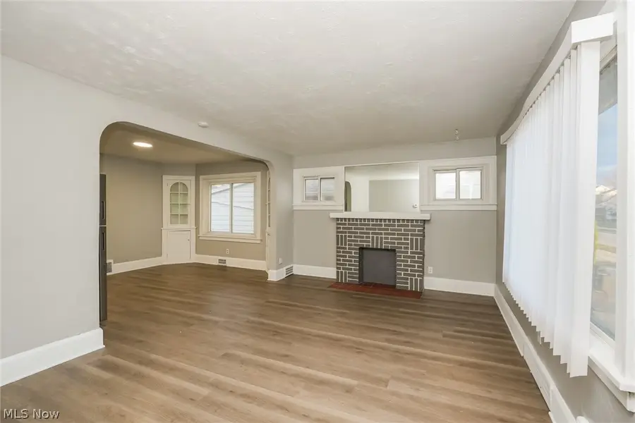 19381 Monterey Avenue, Euclid, OH 44119 - #2