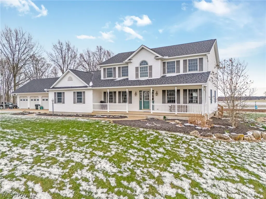 2186 Woodline Sw Avenue, North Lawrence, OH 44666 - #1