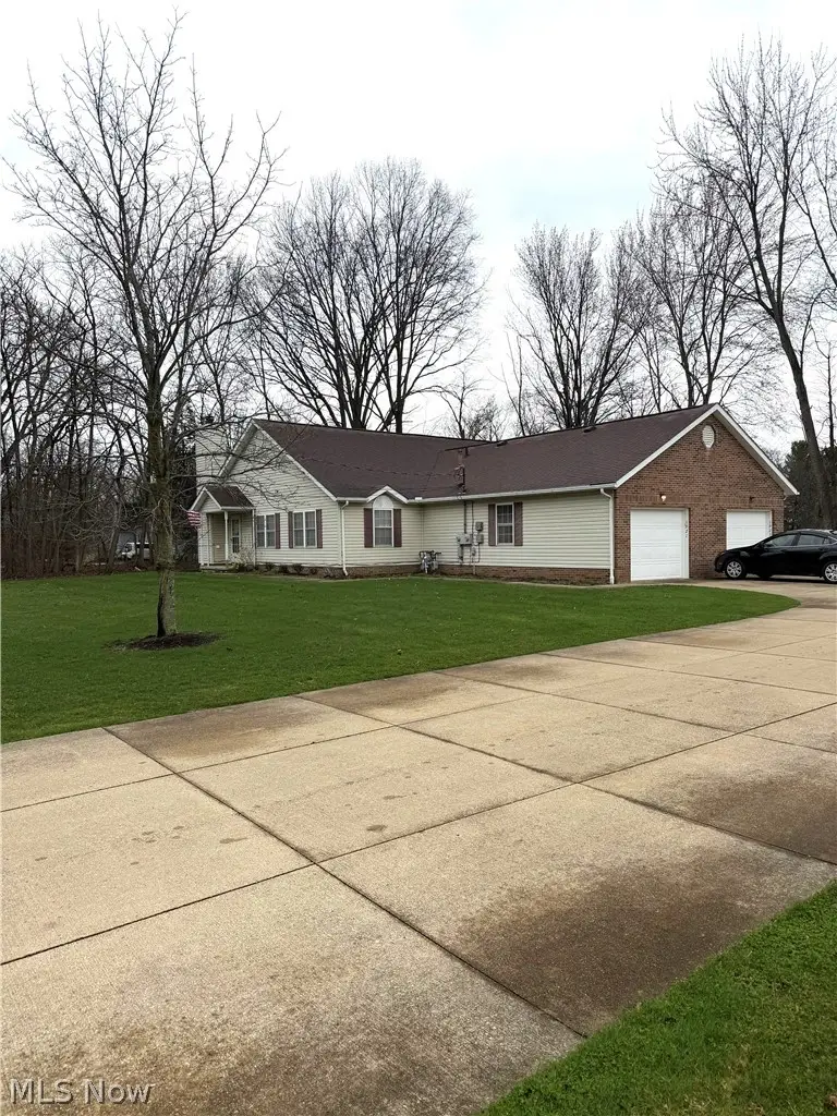 1921-1929 Ritchie Road, Stow, OH 44224 - #1