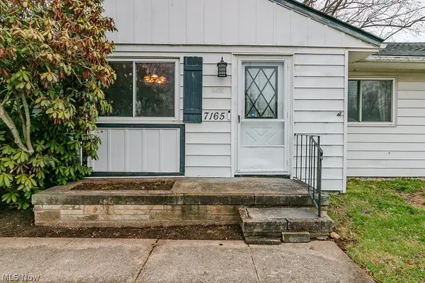 7165 Anthony Court, Madison, OH 44057