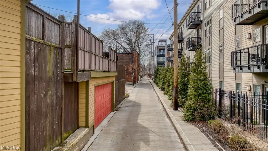 1554 W 29th Street, Cleveland, OH 44113 - #3
