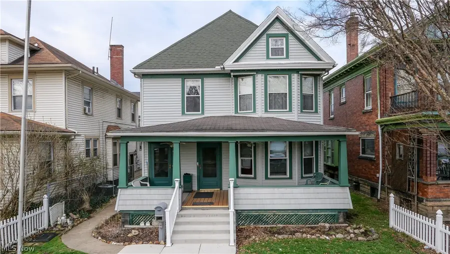 128 6th Nw Street, Barberton, OH 44203 - #2