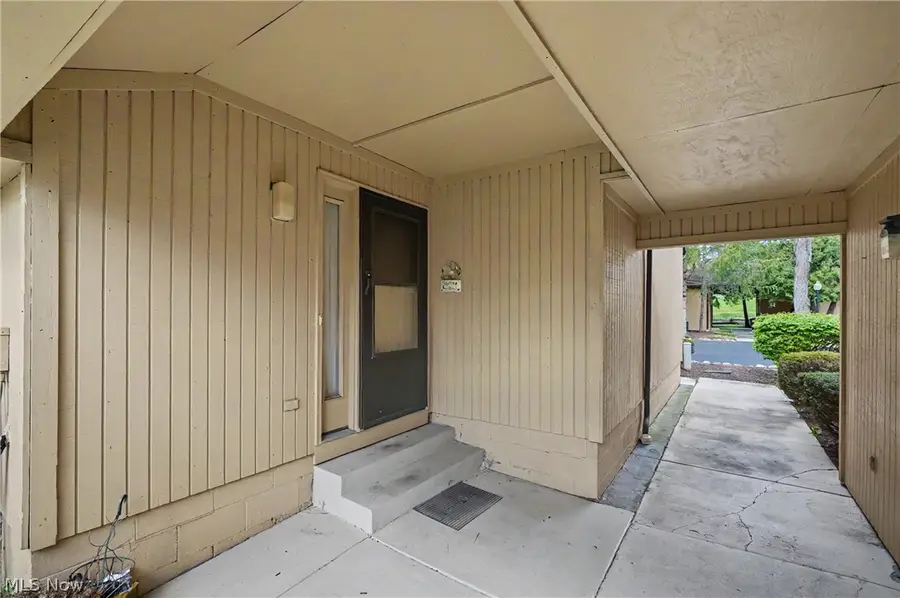 1416 Loop Road, Kent, OH 44240 - #2