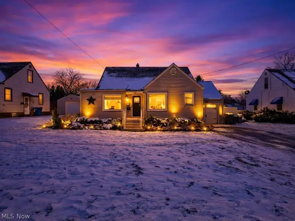 107 Renee Drive, Struthers, OH 44471