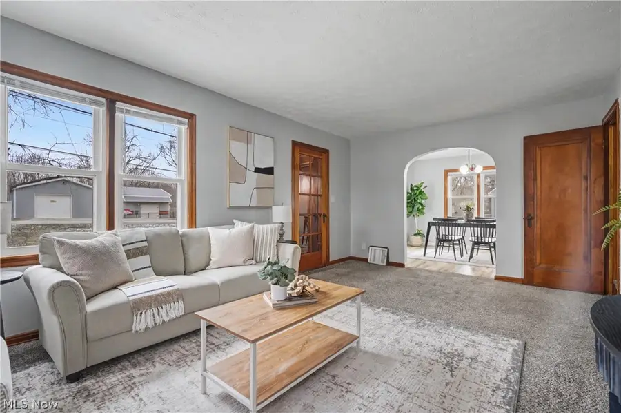 86 Southeast Avenue, Tallmadge, OH 44278 - #3