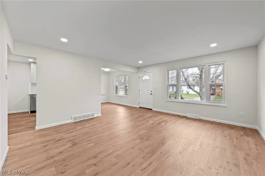 1201 Galaxy Drive, Cleveland, OH 44109 - #3