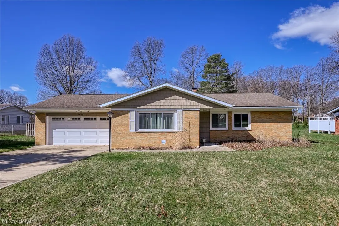 9102 Tanglewood Road, Macedonia, OH 44056 - #1