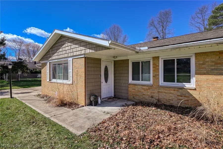 9102 Tanglewood Road, Macedonia, OH 44056 - #3