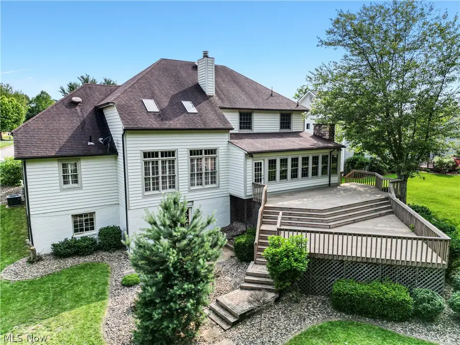 1215 Greenmont Circle, Vienna, WV 26105 - #2