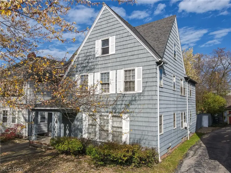 17615 Winslow Road, Shaker Heights, OH 44120 - #2