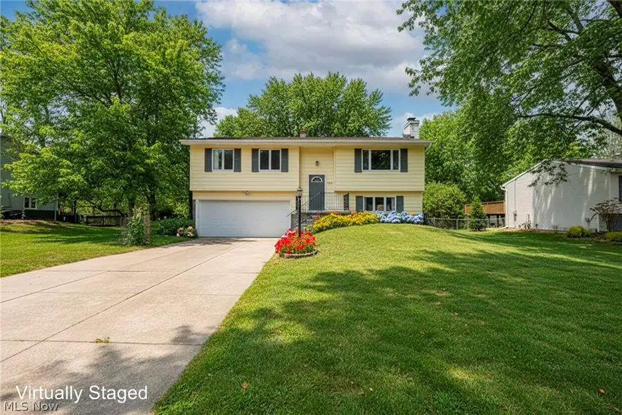 692 Zeletta Drive, Akron, OH 44319 - #2