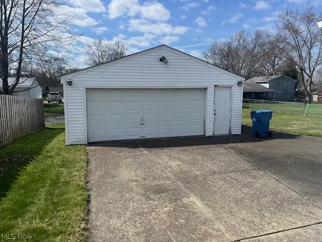 7408 Denny Drive, North Ridgeville, OH 44039 - #2