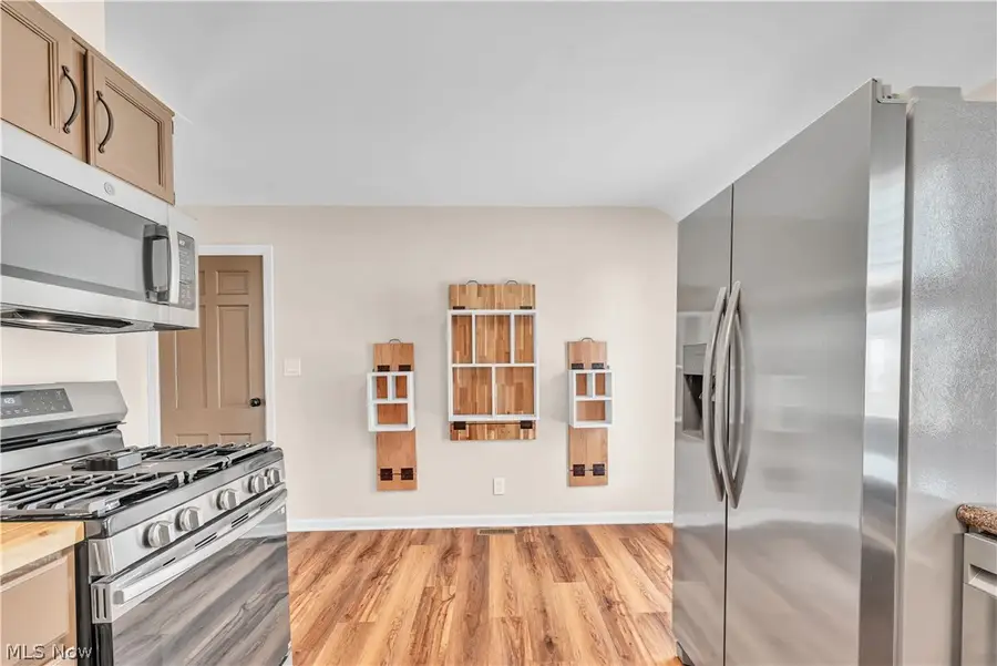 883 Bonnie Brae Ne Avenue, Warren, OH 44483 - #3