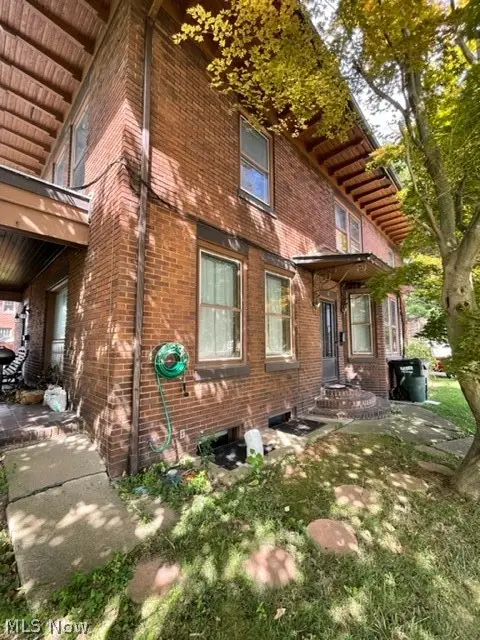 528 Lincoln E Way, Massillon, OH 44646 - #3