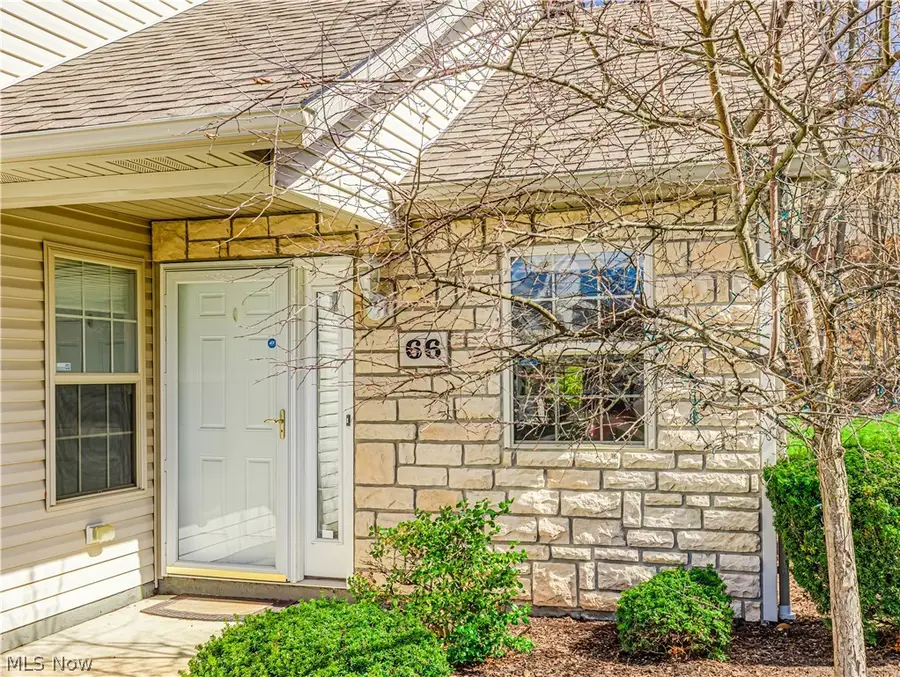 66 Falling Water Circle, Munroe Falls, OH 44262 - #2