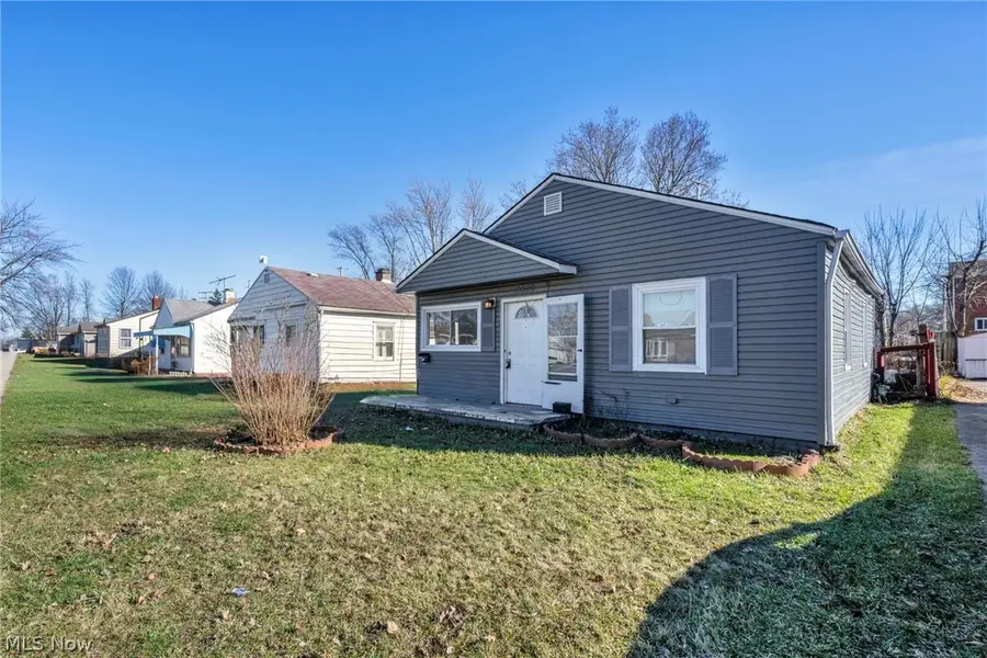 12309 Brookfield Avenue, Cleveland, OH 44135 - #2