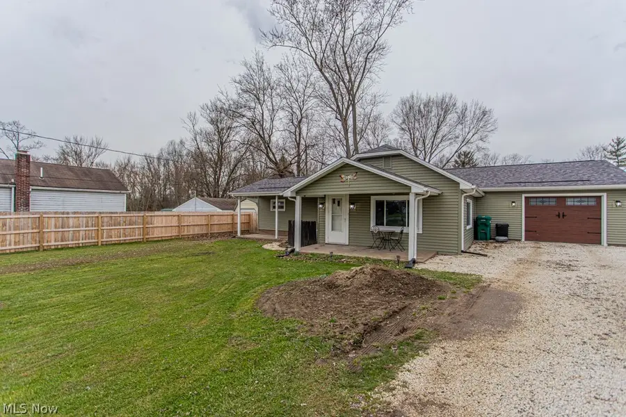 4841 Damon Nw Avenue, Warren, OH 44483 - #2